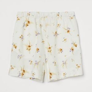 H&M wildflower linen blend shorts